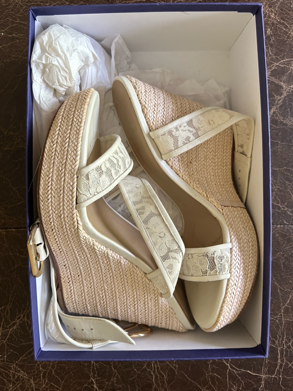 Stuart Weitzman Cream Lace Espadrille Wedge Sandals - Picture 2 of 12